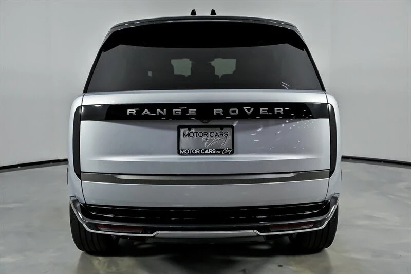 2025 Land Rover Range Rover L460 - Image 11 of 31