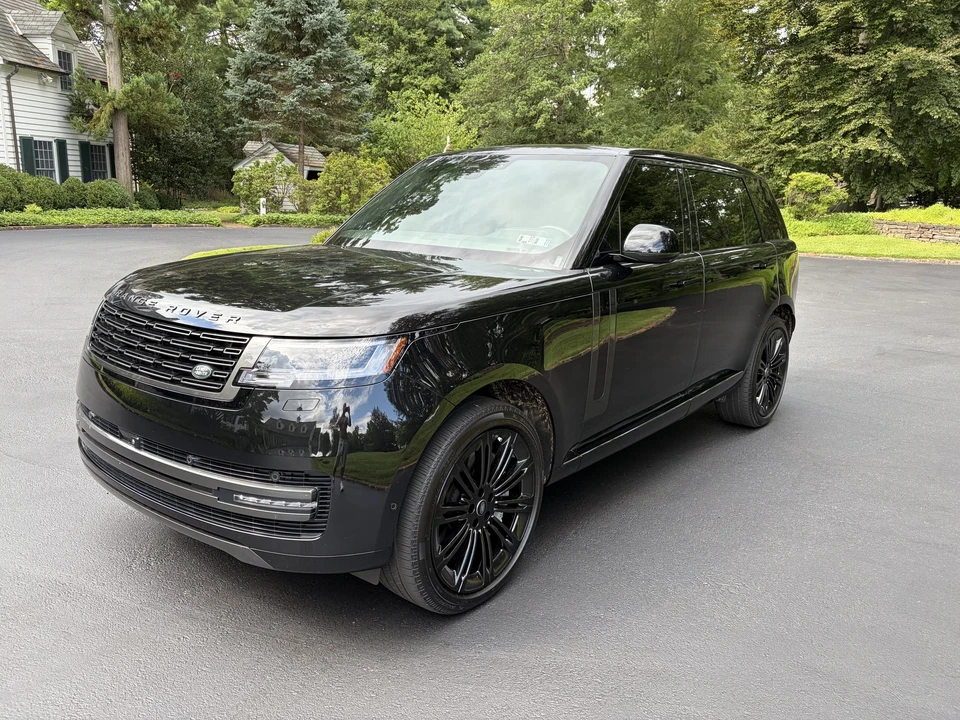 2025 Land Rover Range Rover L460 - Image 6 of 31