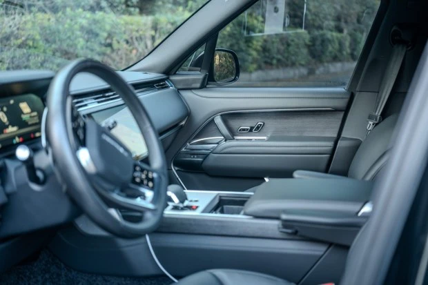 2025 Land Rover Range Rover L460 - Image 4 of 7