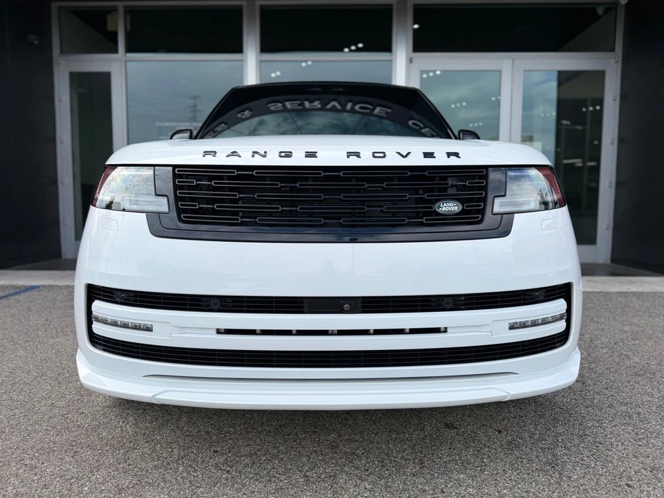 2025 Land Rover Range Rover L460 - Image 6 of 31