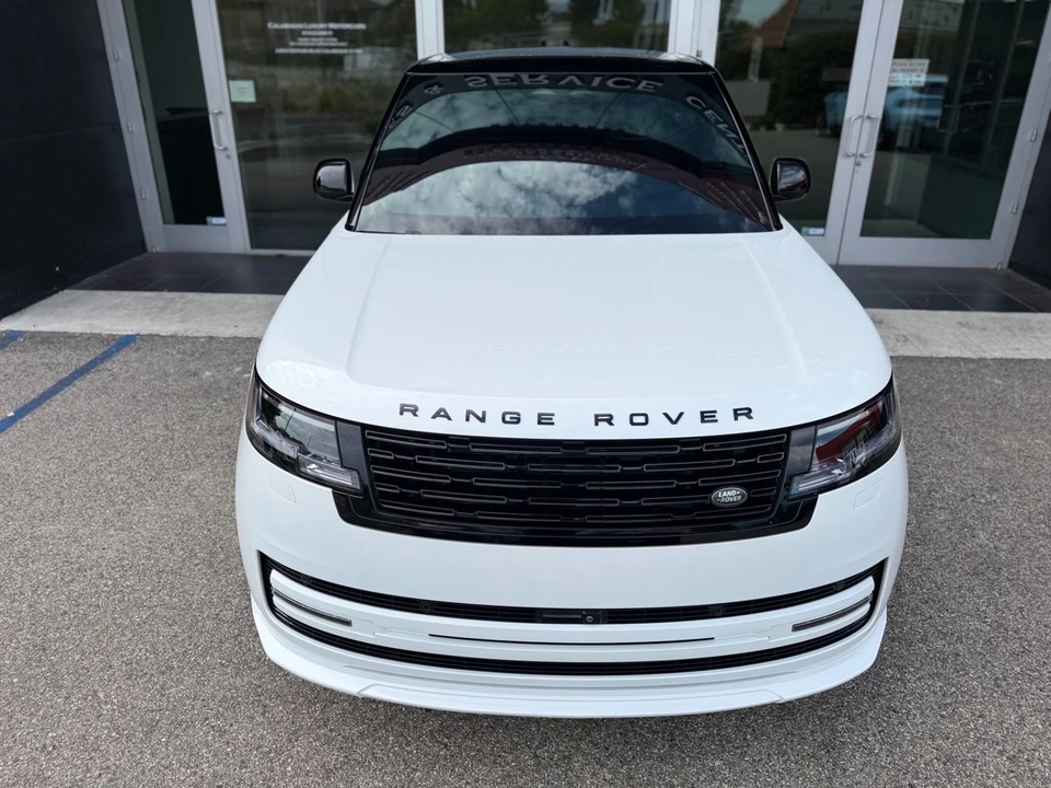 2025 Land Rover Range Rover L460 - Image 7 of 31