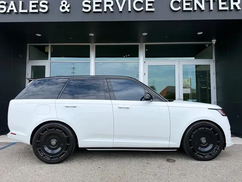 2025 Land Rover Range Rover P530 SE