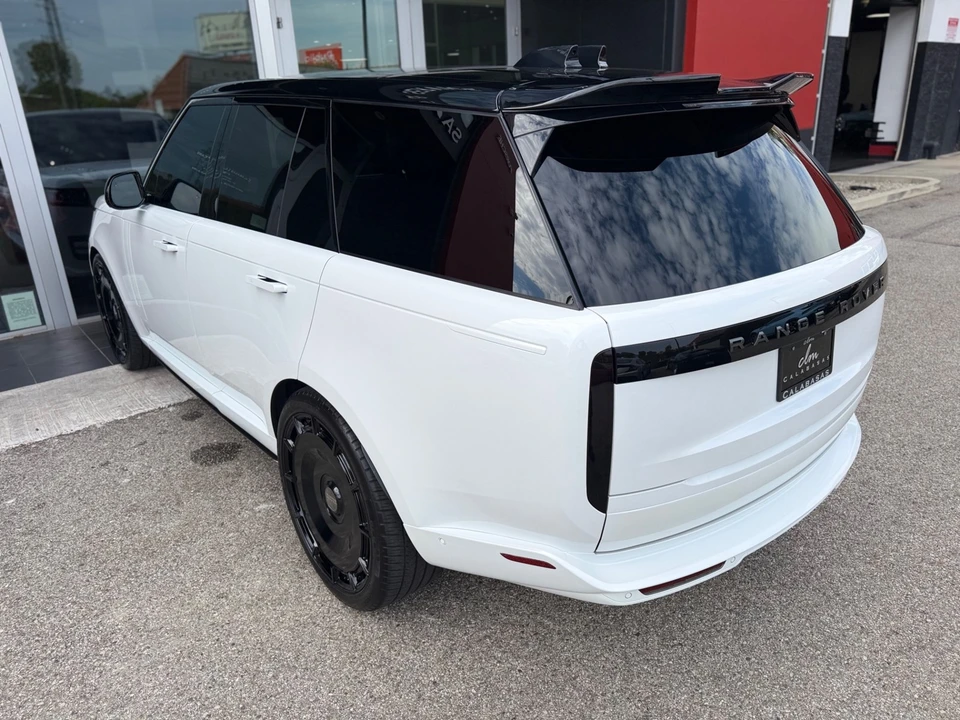 2025 Land Rover Range Rover L460 - Image 20 of 31