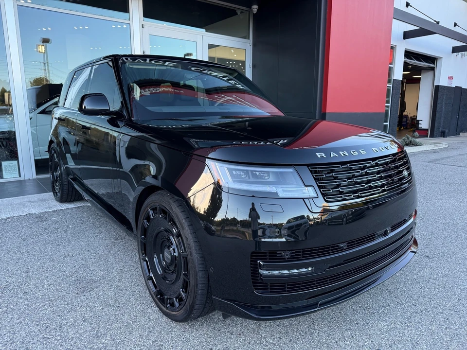 2025 Land Rover Range Rover L460 - Image 21 of 21