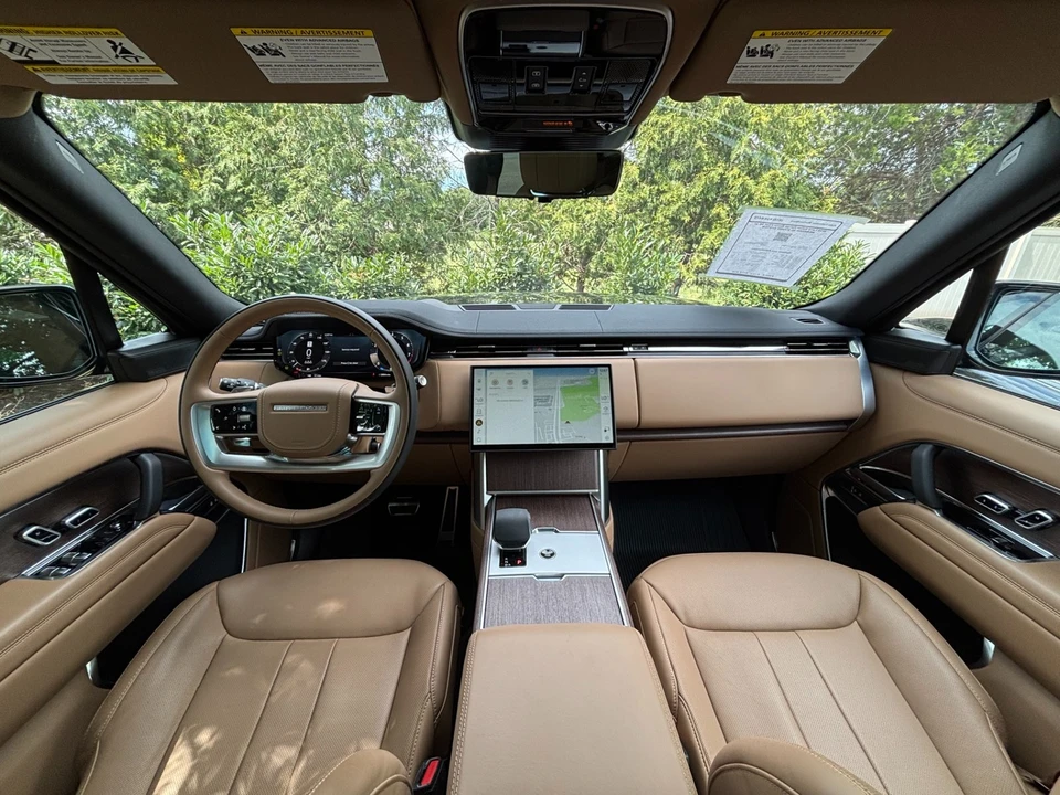 2025 Land Rover Range Rover L460 - Image 31 of 31