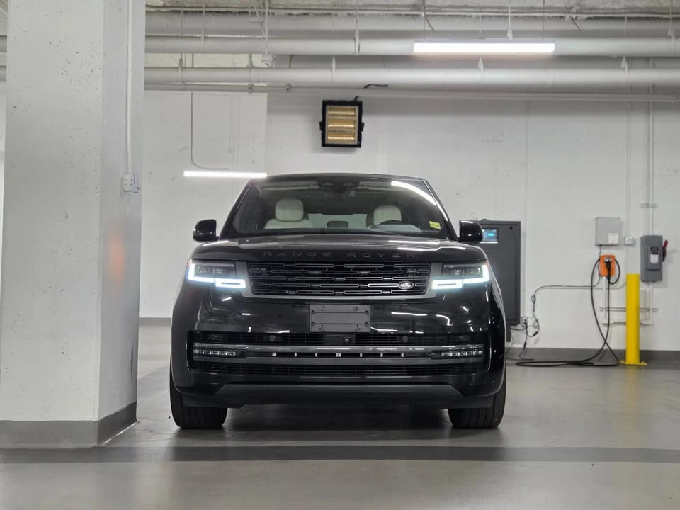 2025 Land Rover Range Rover L460 - Image 4 of 20