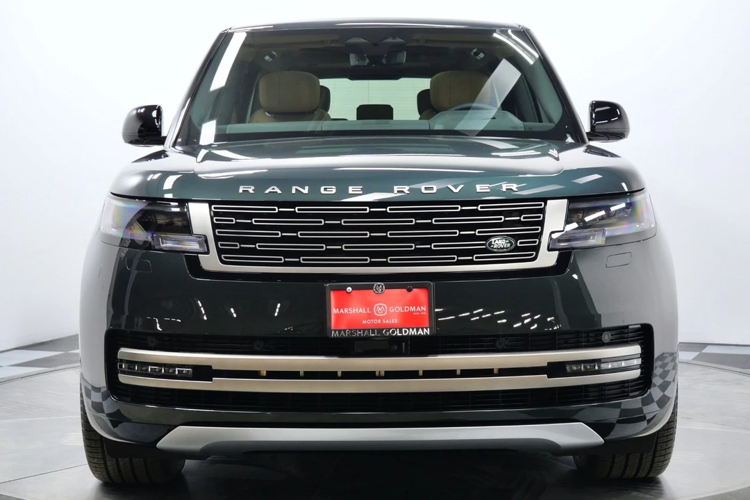 2025 Land Rover Range Rover L460 - Image 4 of 21
