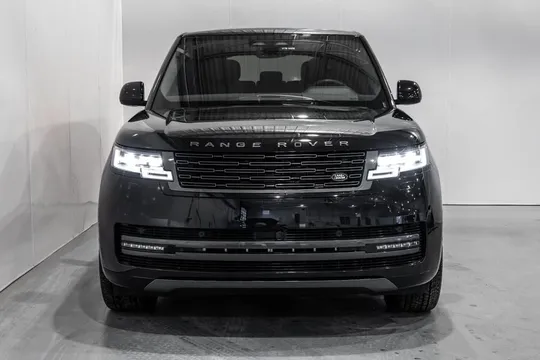 2025 Land Rover Range Rover P550e S