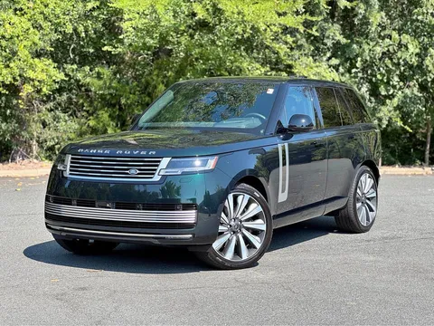 2025 Land Rover Range Rover P615 SV Sport Utility 4D
