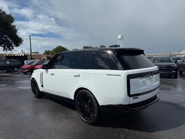 2025 Land Rover Range Rover L460 - Image 3 of 21