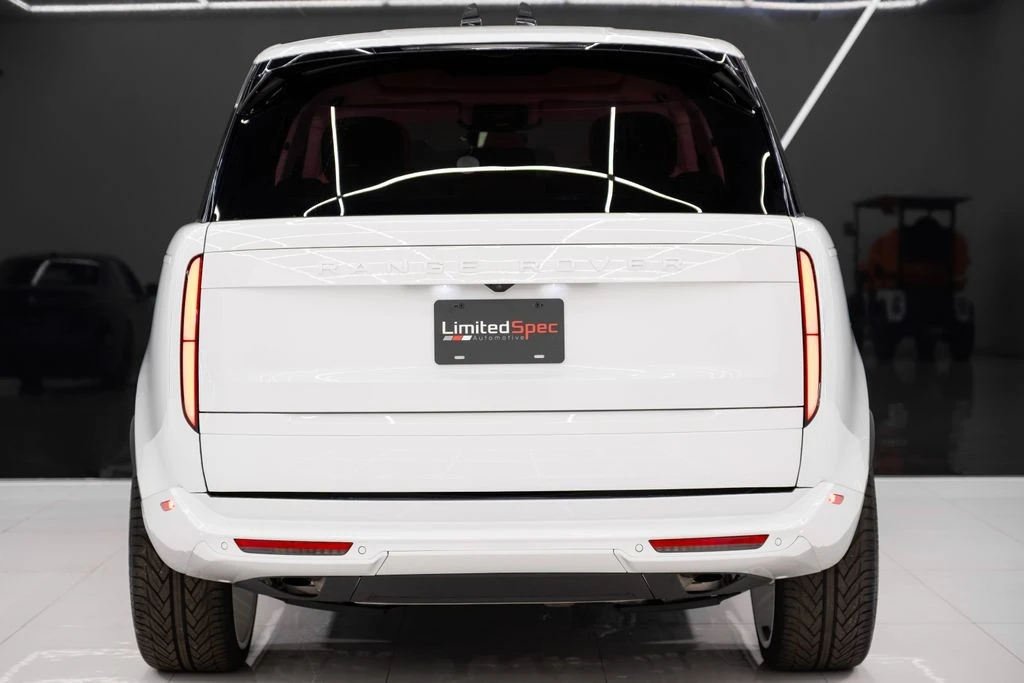 2025 Land Rover Range Rover L460 - Image 13 of 21