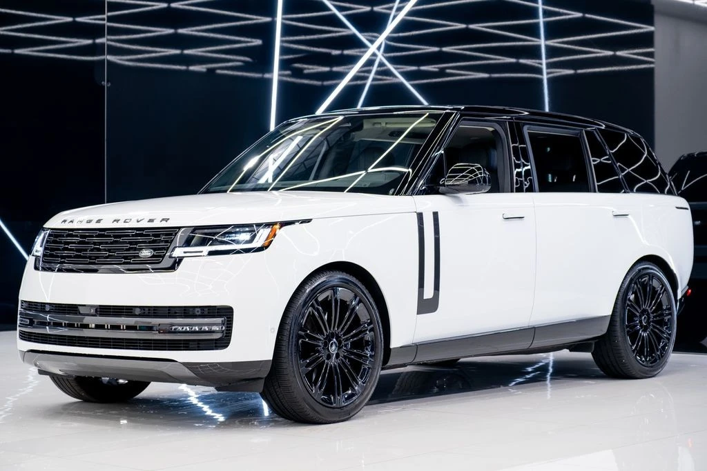2025 Land Rover Range Rover L460 - Image 3 of 21