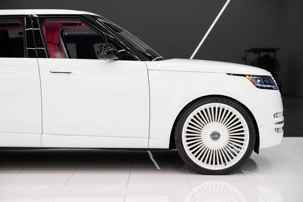 2025 Land Rover Range Rover L460 - Image 10 of 21
