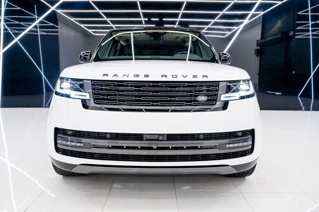 2025 Land Rover Range Rover L460 - Image 7 of 21