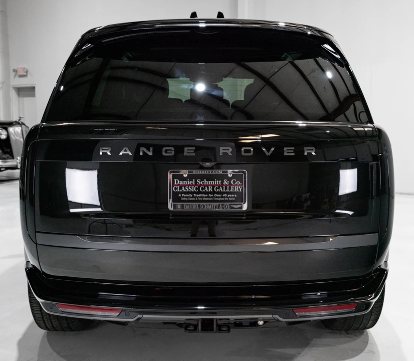 2025 Land Rover Range Rover L460 - Image 7 of 12