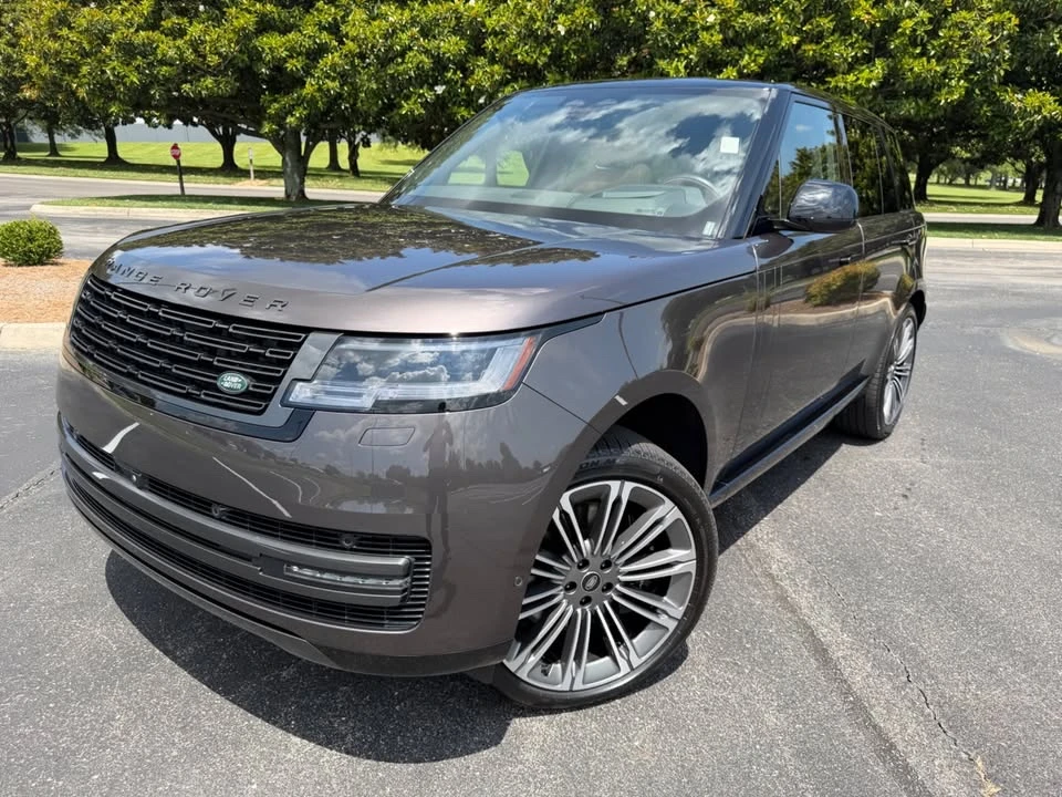 2025 Land Rover Range Rover L460 - Image 5 of 16