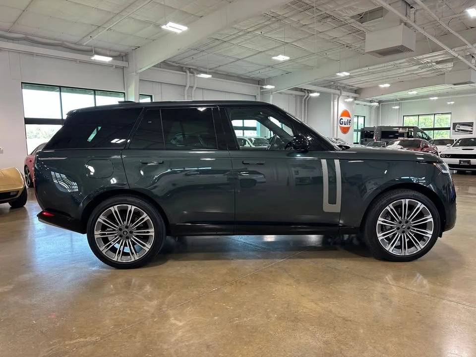 2025 Land Rover Range Rover L460 - Image 7 of 20