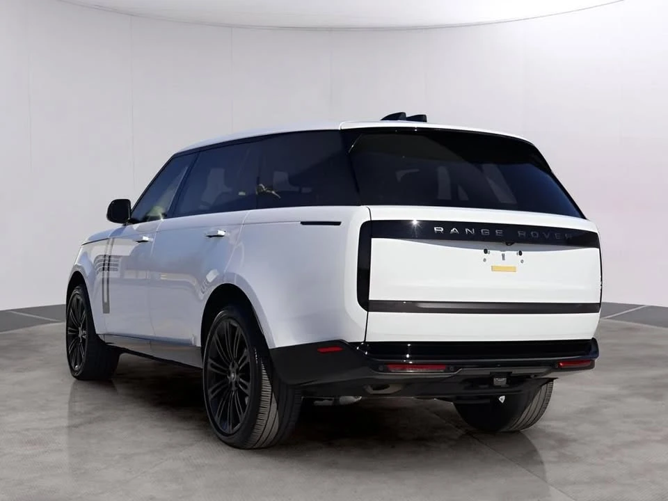 2025 Land Rover Range Rover L460 - Image 5 of 20