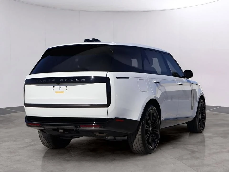 2025 Land Rover Range Rover L460 - Image 7 of 20