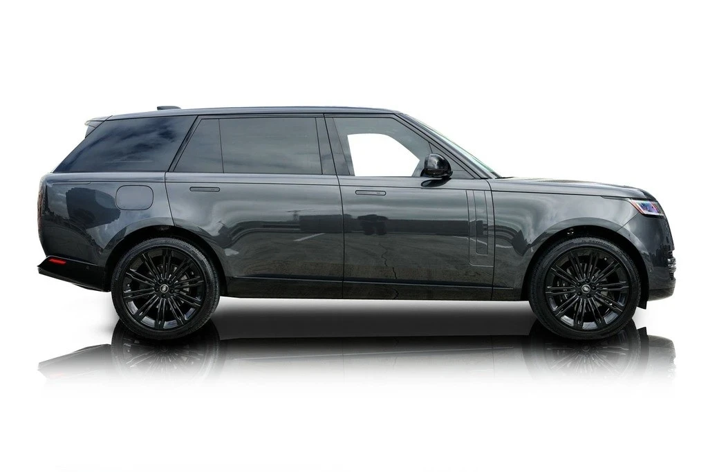 2025 Land Rover Range Rover L460 - Image 2 of 12