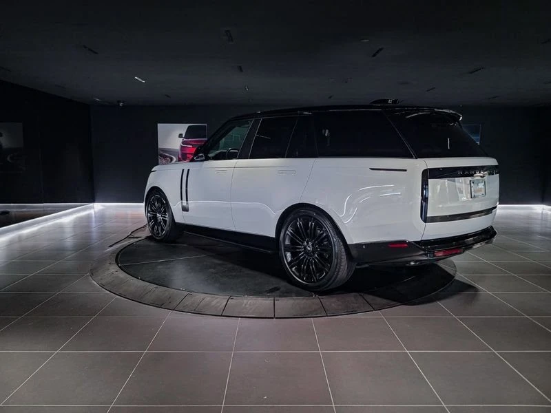 2025 Land Rover Range Rover L460 - Image 7 of 20