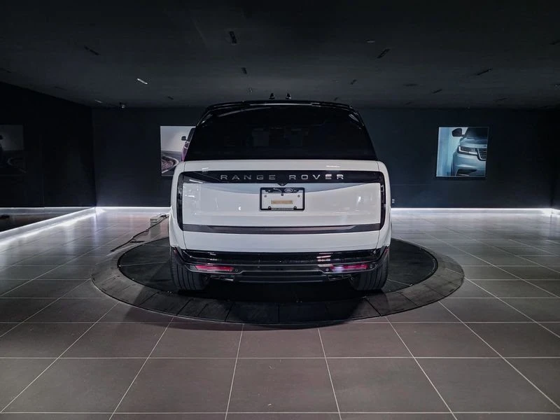 2025 Land Rover Range Rover L460 - Image 6 of 20