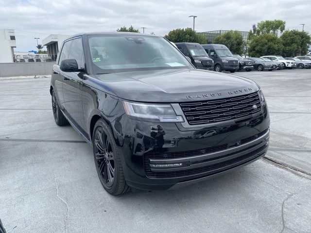 2025 Land Rover Range Rover L460 - Image 2 of 16