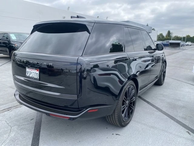 2025 Land Rover Range Rover L460 - Image 3 of 16