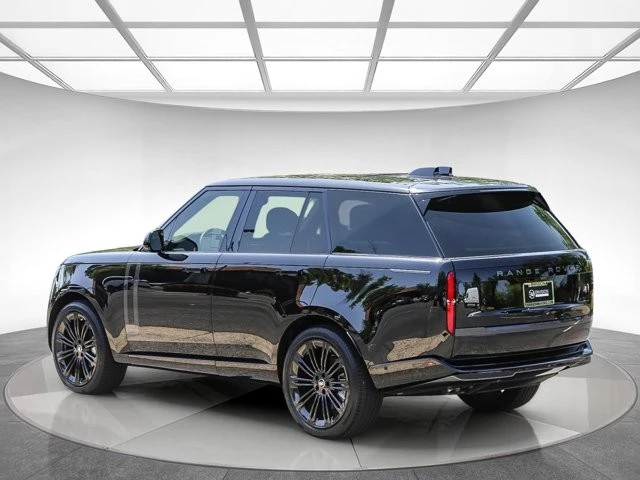2025 Land Rover Range Rover L460 - Image 2 of 31