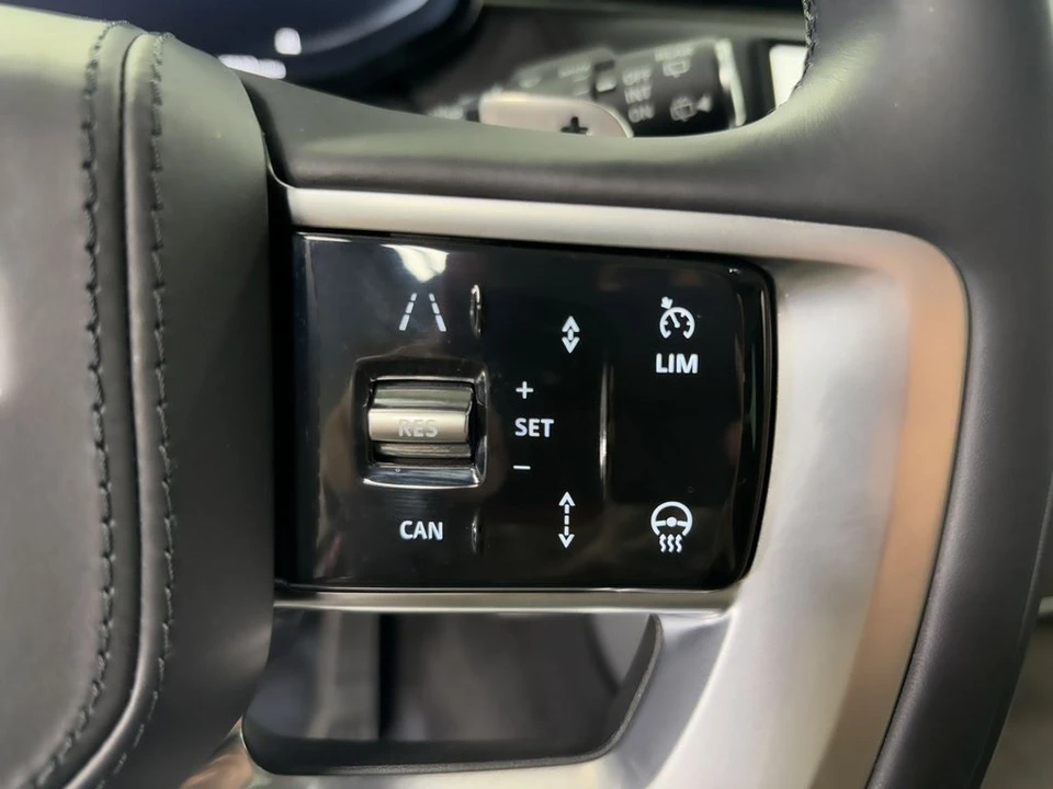 2025 Land Rover Range Rover L460 - Image 12 of 12