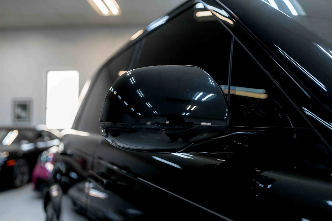 2025 Land Rover Range Rover L460 - Image 19 of 21