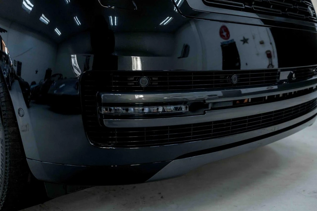 2025 Land Rover Range Rover L460 - Image 17 of 21