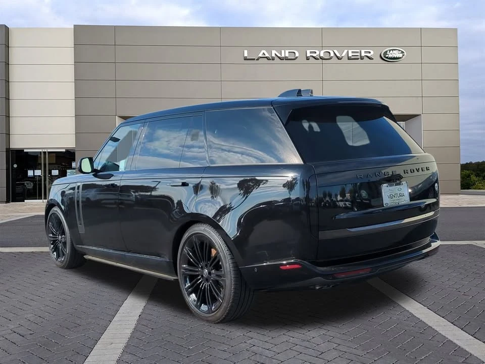 2025 Land Rover Range Rover L460 - Image 7 of 20