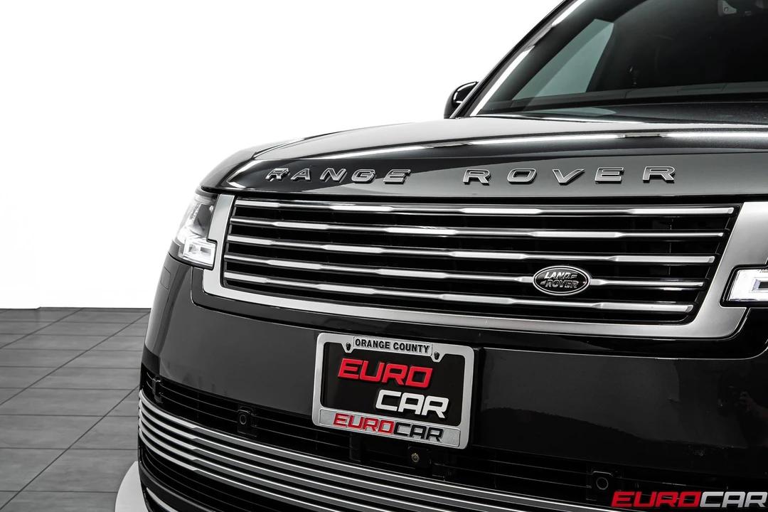 2025 Land Rover Range Rover L460 - Image 9 of 31