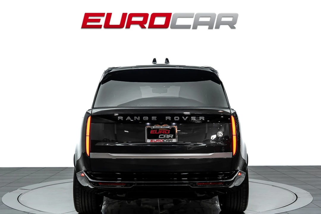 2025 Land Rover Range Rover L460 - Image 4 of 31
