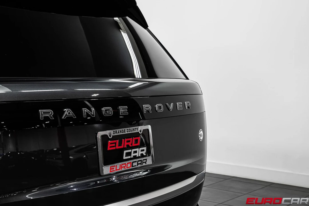 2025 Land Rover Range Rover L460 - Image 18 of 31