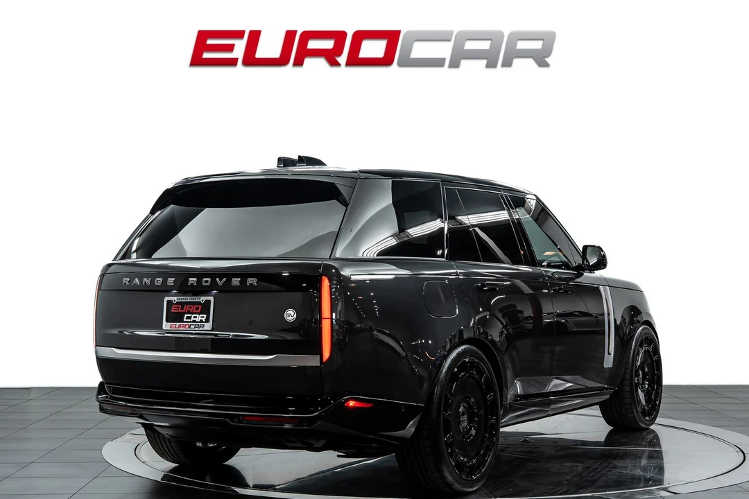 2025 Land Rover Range Rover L460 - Image 5 of 31