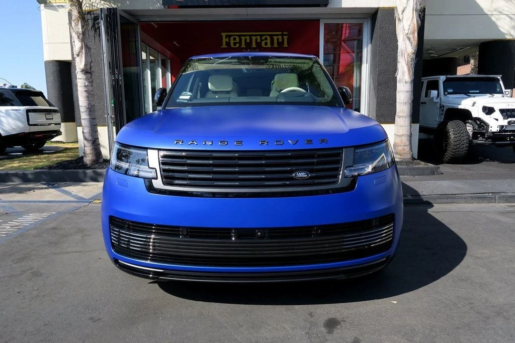 2025 Land Rover Range Rover L460 - Image 3 of 21