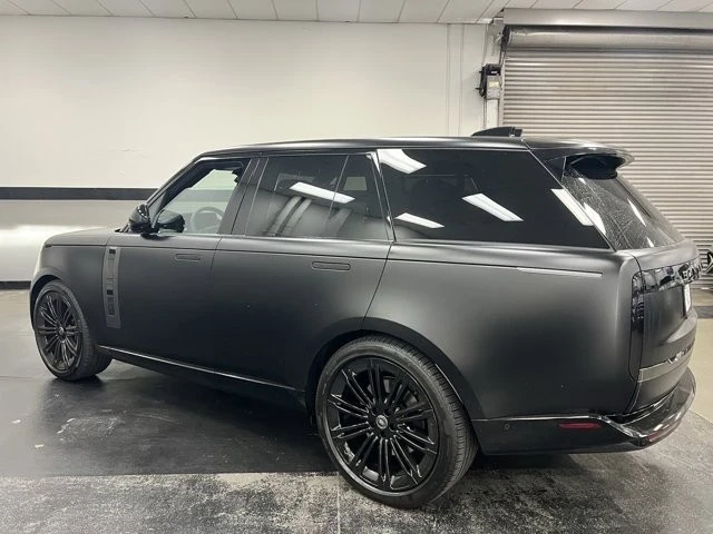 2025 Land Rover Range Rover L460 - Image 3 of 10