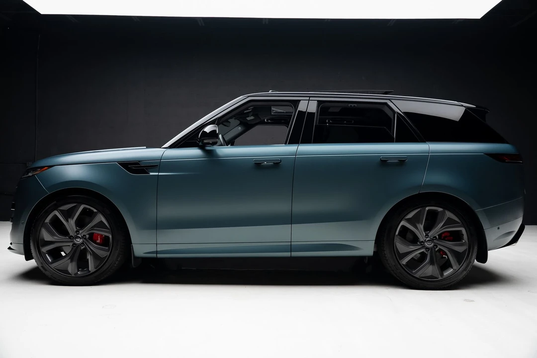 2025 Land Rover Range Rover Sport L461 - Image 17 of 31