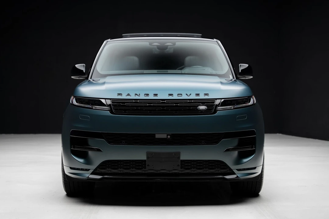 2025 Land Rover Range Rover Sport L461 - Image 8 of 31