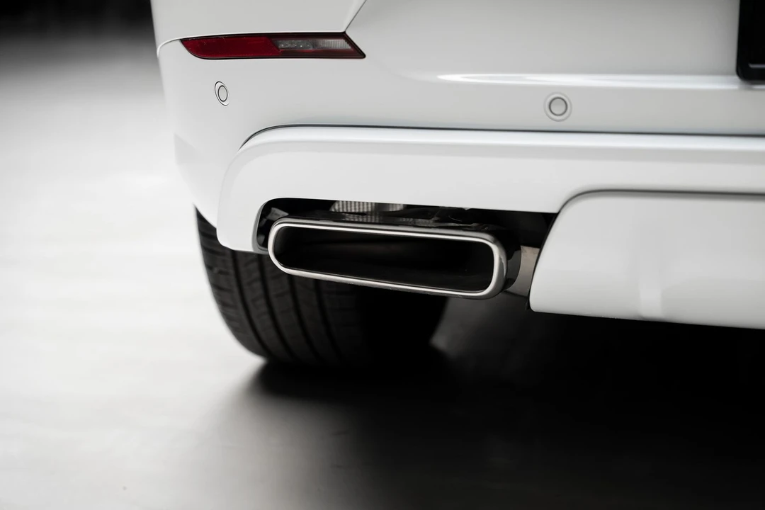 2025 Land Rover - Image 31 of 31