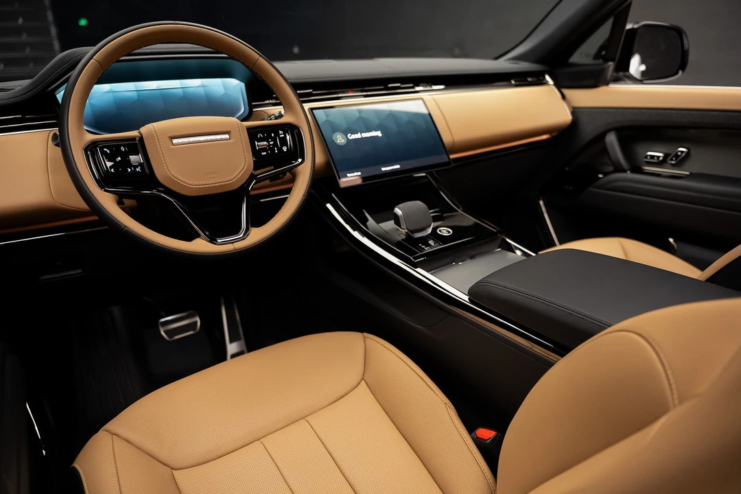 2025 Land Rover - Image 2 of 31