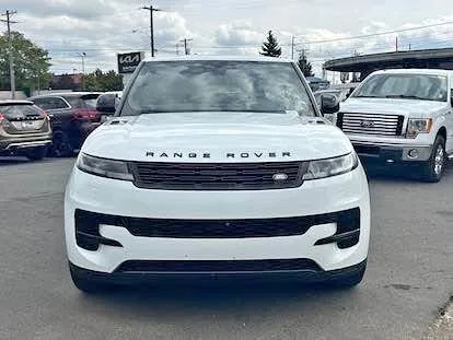 2025 Land Rover Range Rover Sport P360 SE