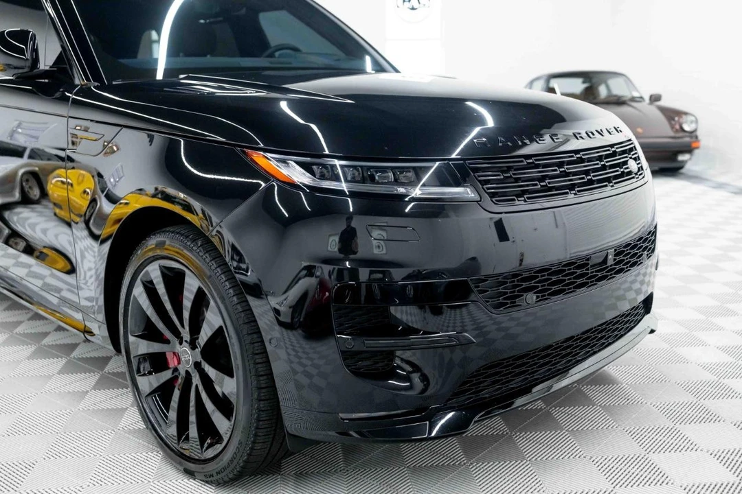 2025 Land Rover Range Rover Sport L461 - Image 15 of 31