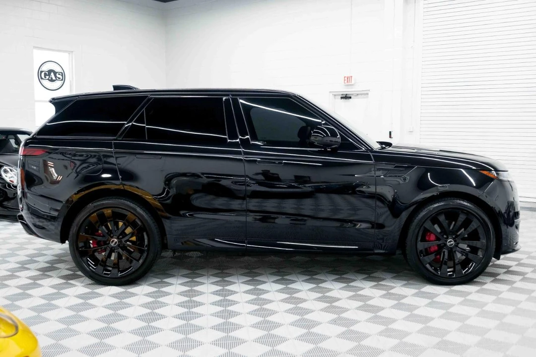 2025 Land Rover Range Rover Sport L461 - Image 7 of 31
