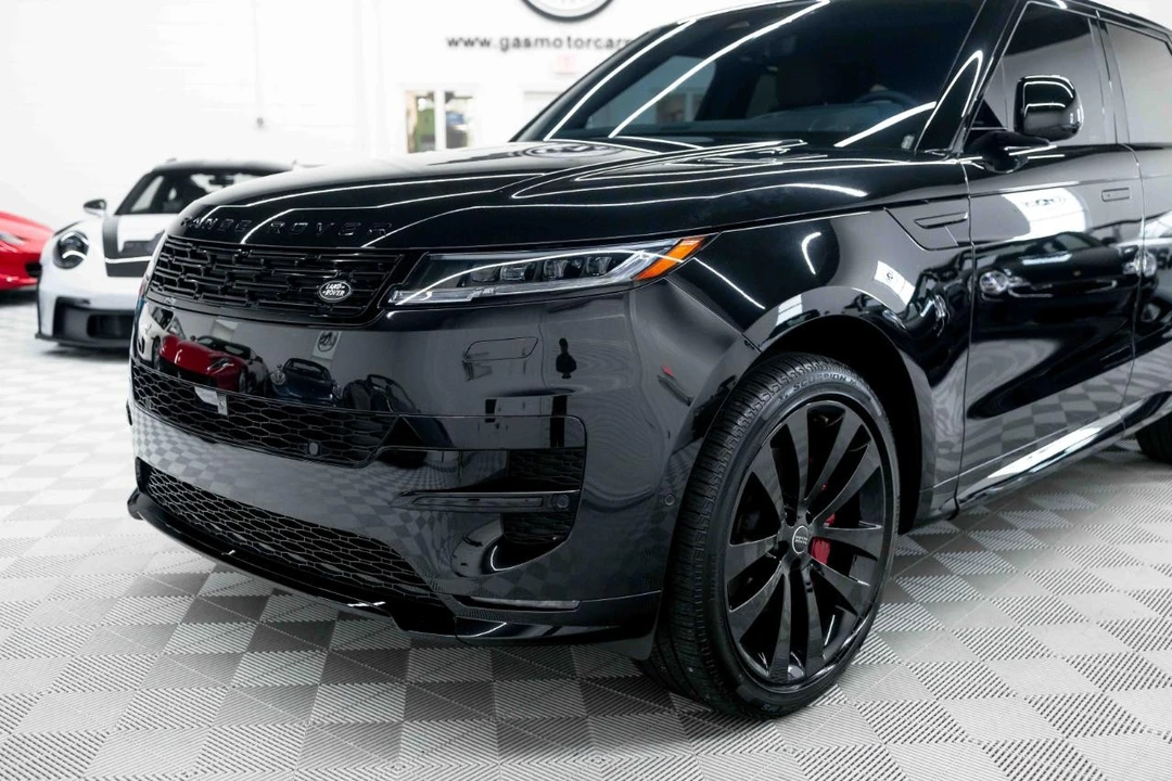 2025 Land Rover Range Rover Sport L461 - Image 14 of 31