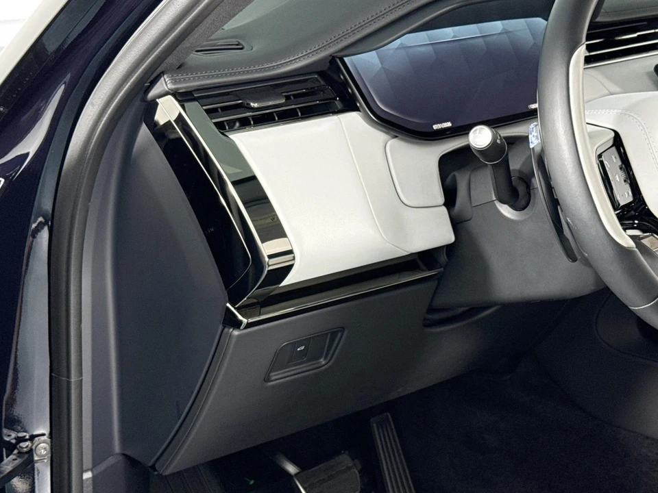 2025 Land Rover Range Rover Sport SV L461 - Image 10 of 31
