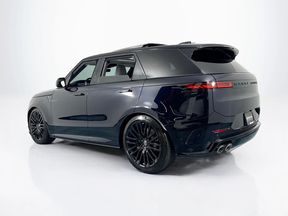 2025 Land Rover Range Rover Sport SV L461 - Image 7 of 31