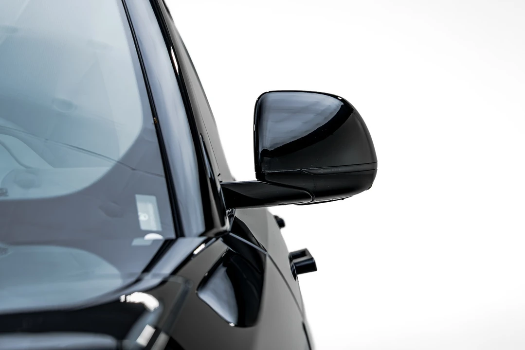 2025 Land Rover Range Rover Sport SV L461 - Image 26 of 31
